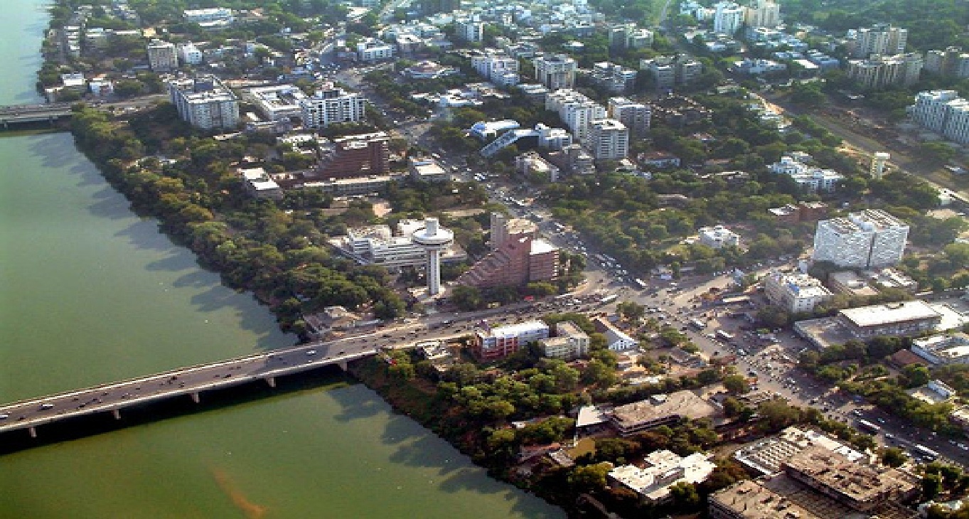 Sewa pejabat A-367, Sakar VII, Ashram Road, Gujarat_5-5