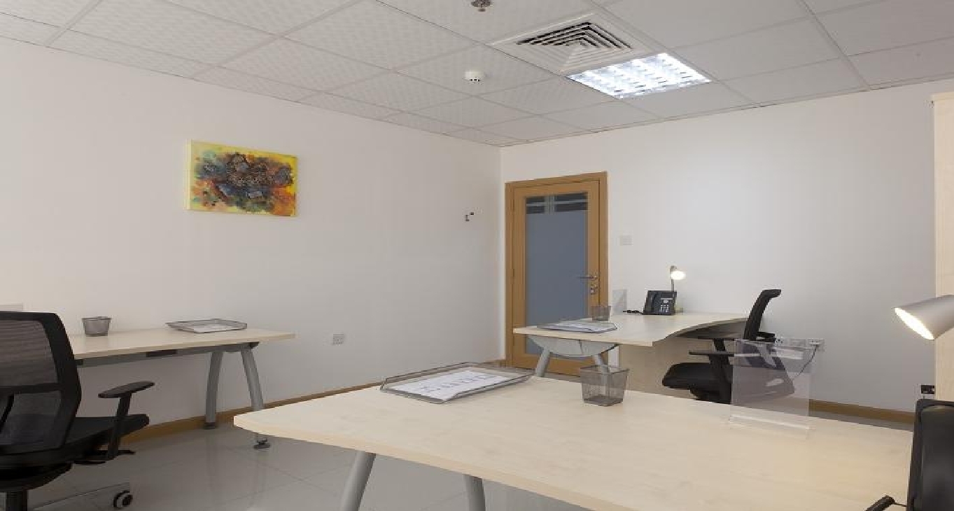 Rent office Al Hilal Building, Al Falah Road_8-8
