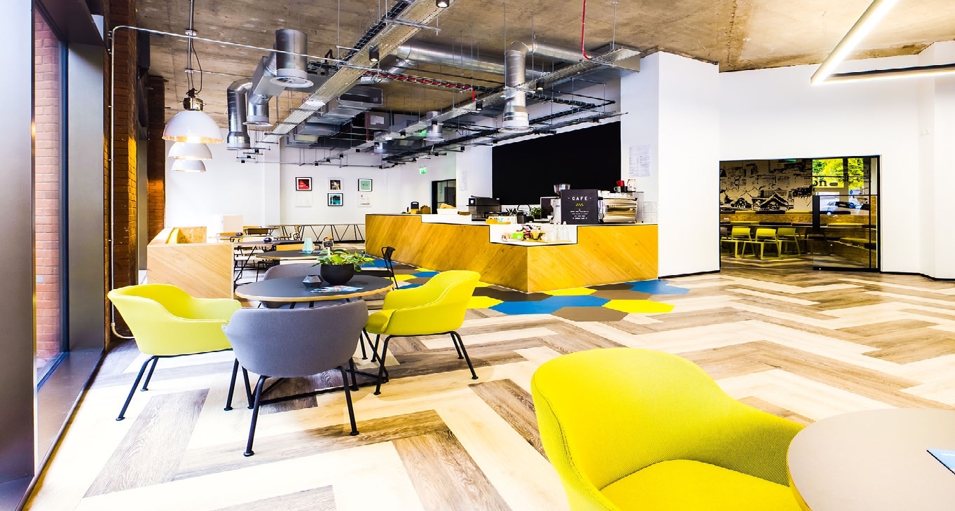 Rent office Albert Square — photo 1