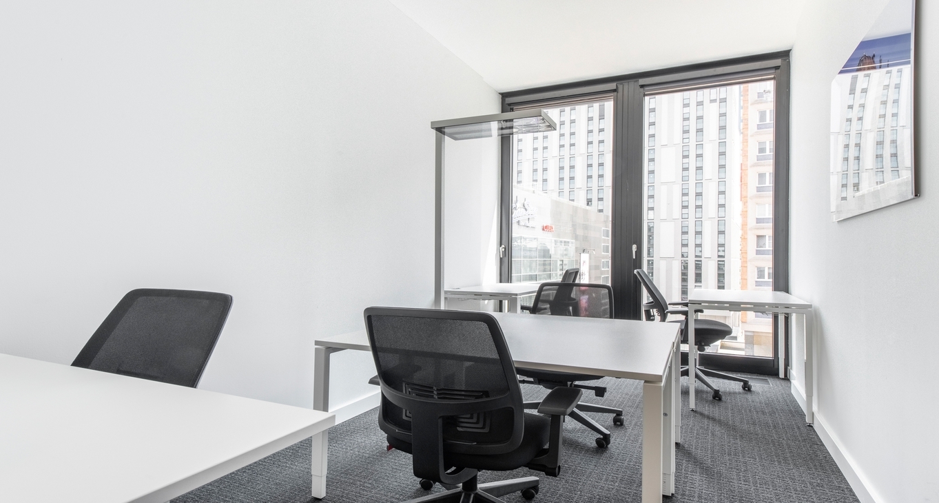 Rent office Alexanderplatz — photo 4