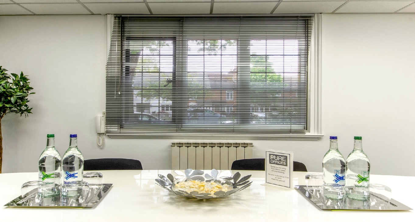 Rent office Alexandra Road — photo 9