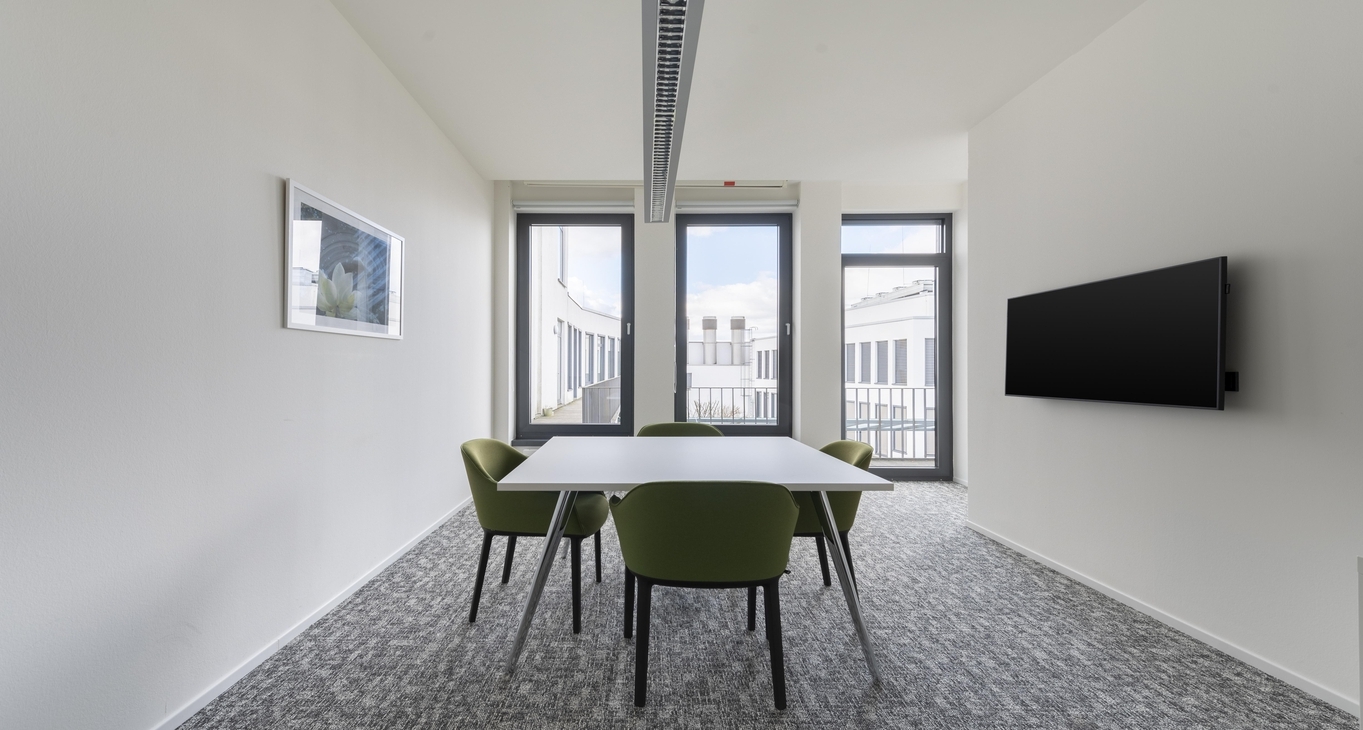 Rent office Altona — photo 8
