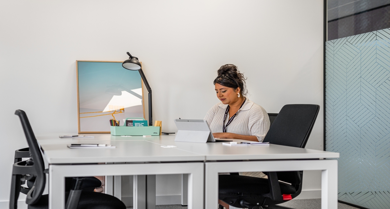 Rent office Arlington Business Park Theale — photo 4