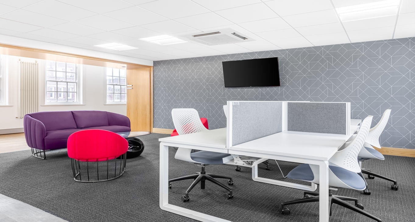 Rent office Arnott House — photo 1