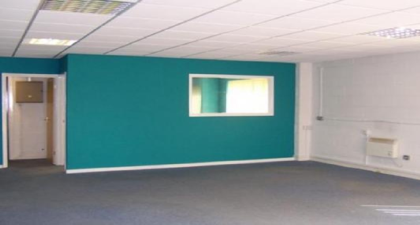 Rent office Belmont Industrial Estate — photo 9