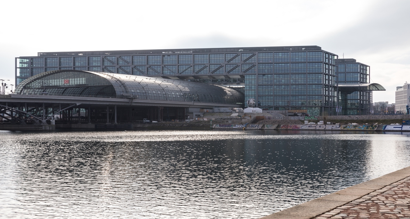 Rent office Berlin Central Station — photo 8