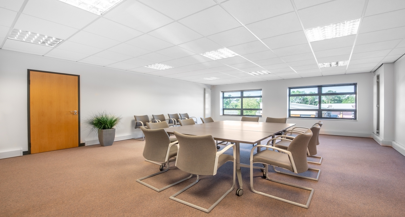 Rent office Bournemouth Airport — photo 7
