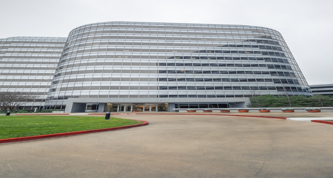 Rent office Brookhollow Central III — photo 9
