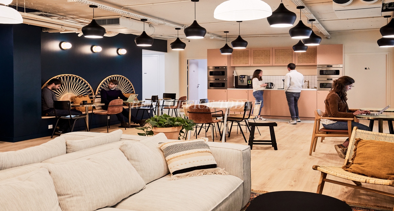 Pronájem kanceláře Coworking 43-47 avenue de la Grande Armée_10-11