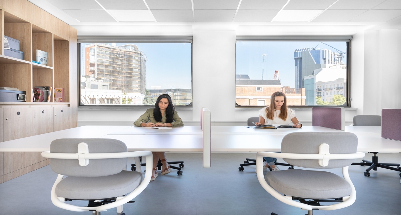 Rent office Calle de Maria de Molina 41_5-5