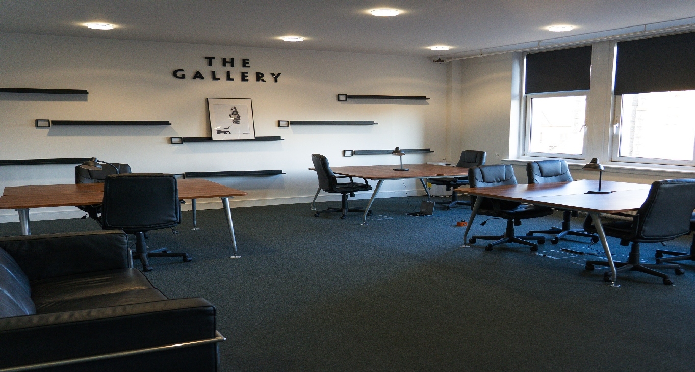 Rent office Cambrian Buildings Mt Stuart Square — photo 5