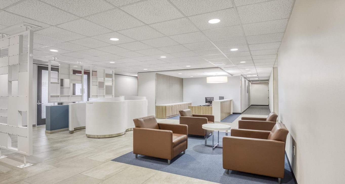 Capital One Building, 5444 Westheimer, Houston, 77056 — office space for rent, photo 1