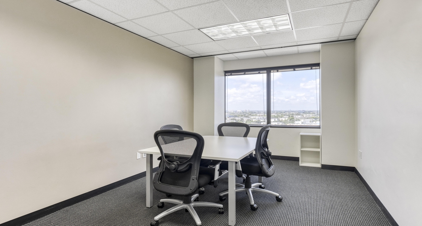 Capital One Building, 5444 Westheimer, Houston, 77056 — office space for rent, photo 7