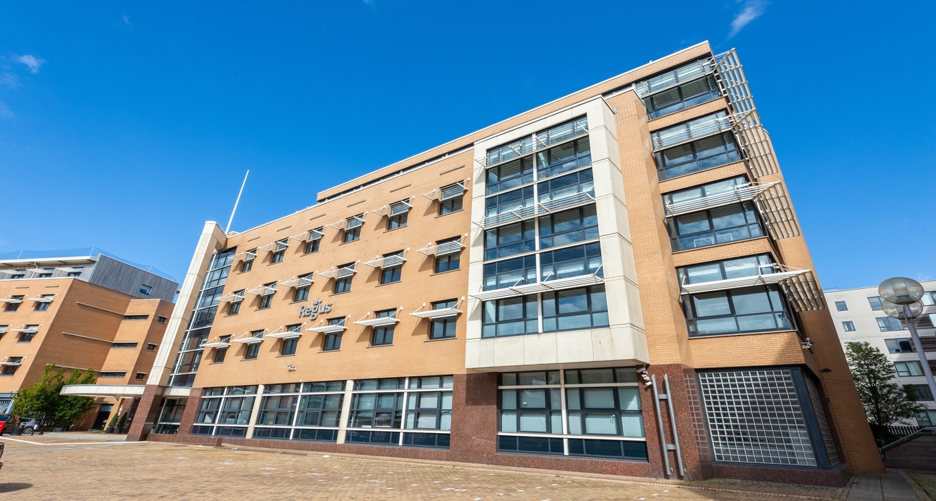 Pusat perniagaan Cardiff Bay_9-9 Sewa pejabat Cardiff Bay_9-9