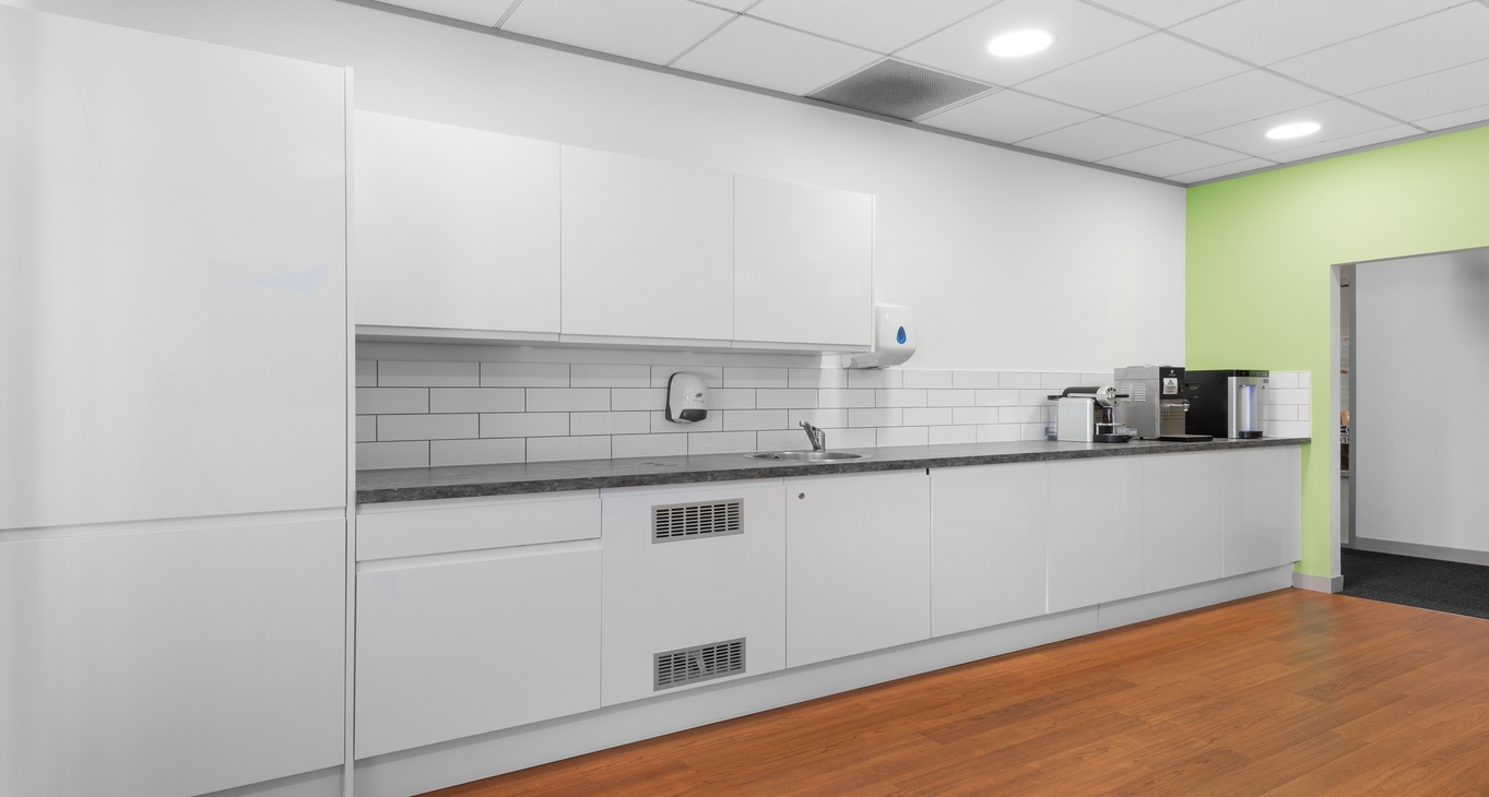 Rent office Castlemead — photo 3