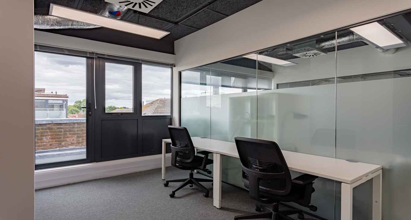 Rent office Causeway House — photo 7