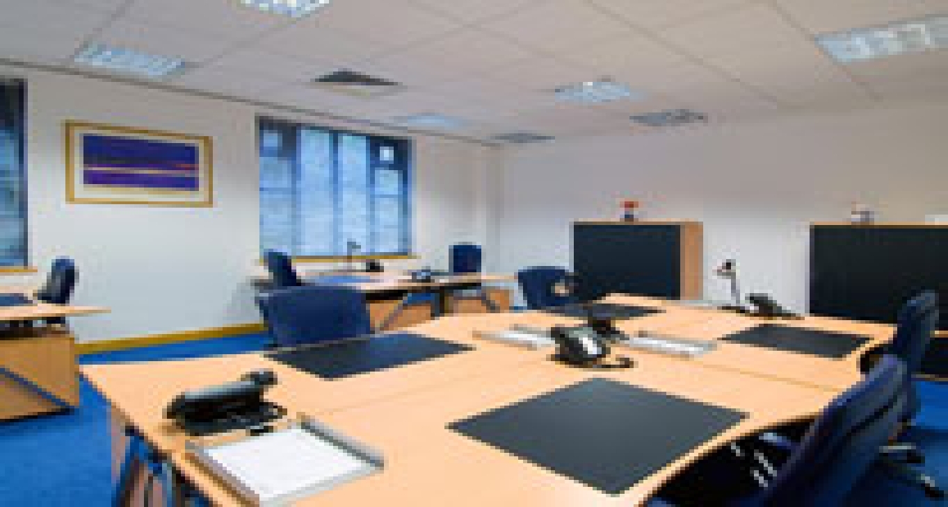 Rent office Centaur House, Ancells Business Park — photo 1