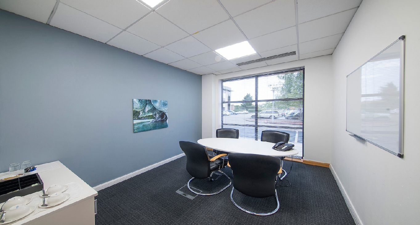 Rent office Blythe Valley Business Park — photo 5
