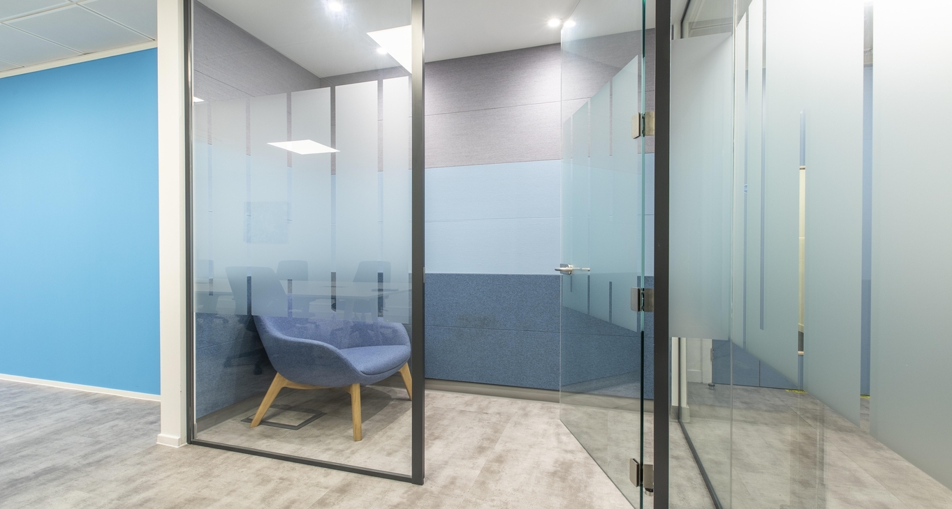 Rent office Centurion House — photo 6
