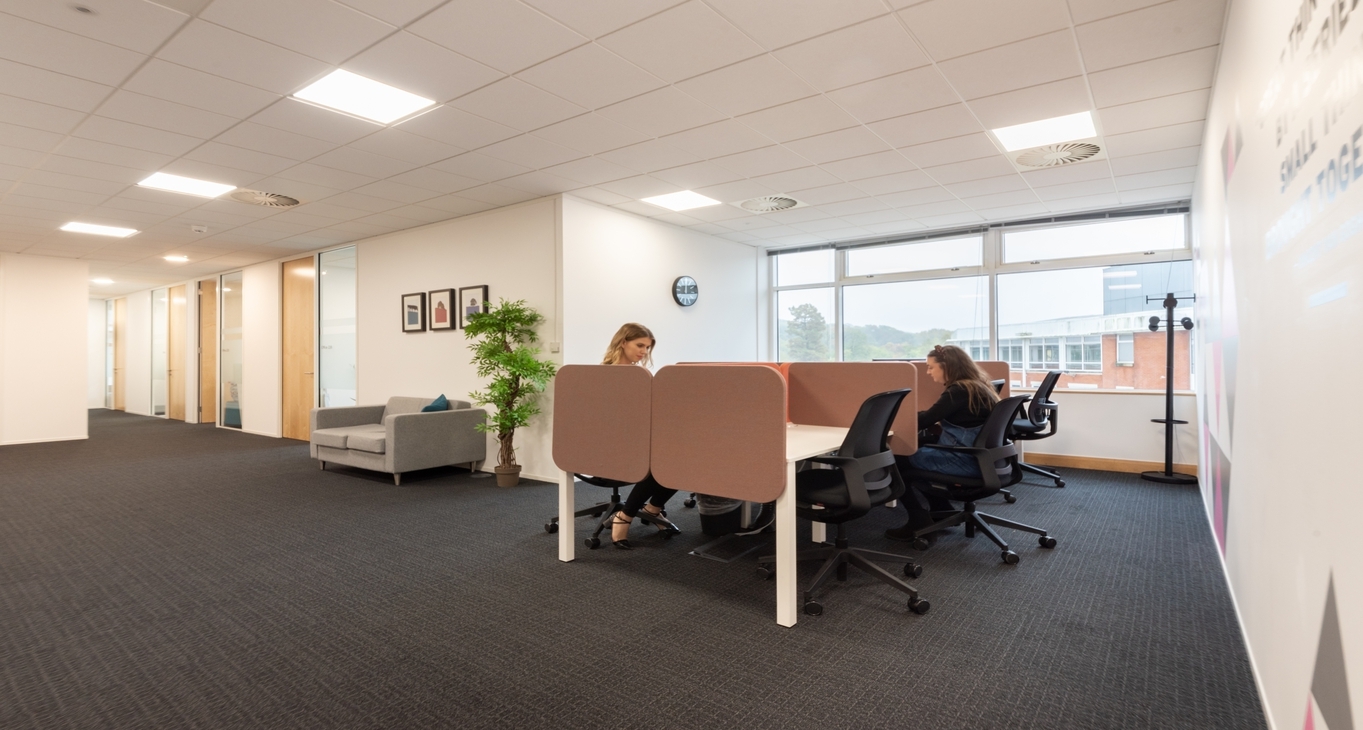 Rent office Chalfont Park House — photo 8