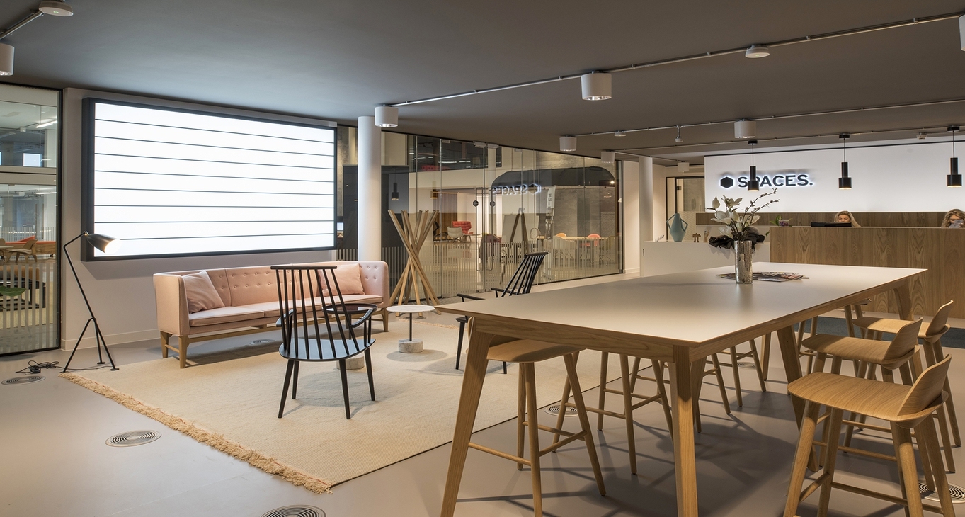 Rent office Charter Building — photo 1