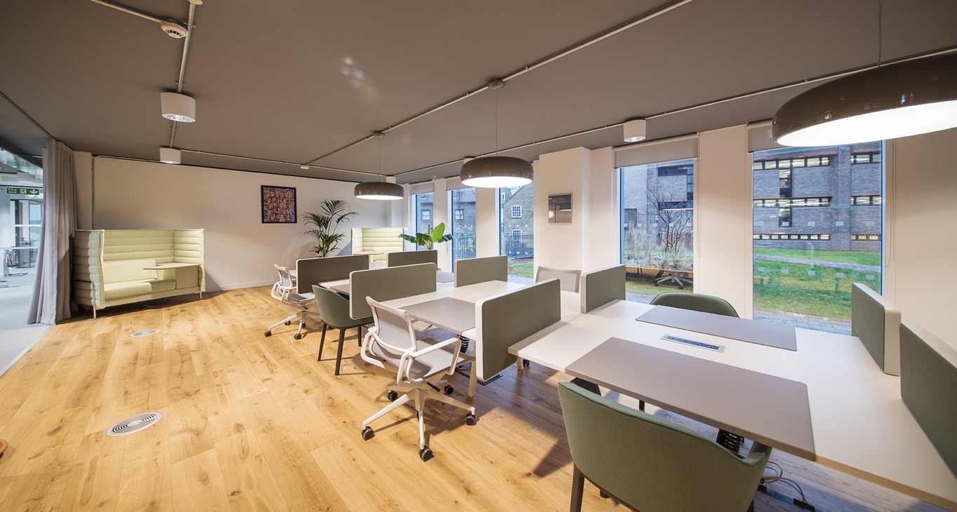 Rent office Charter Building — photo 8
