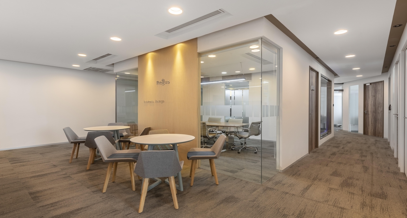 Sewa pejabat China Overseas Building_1-1
