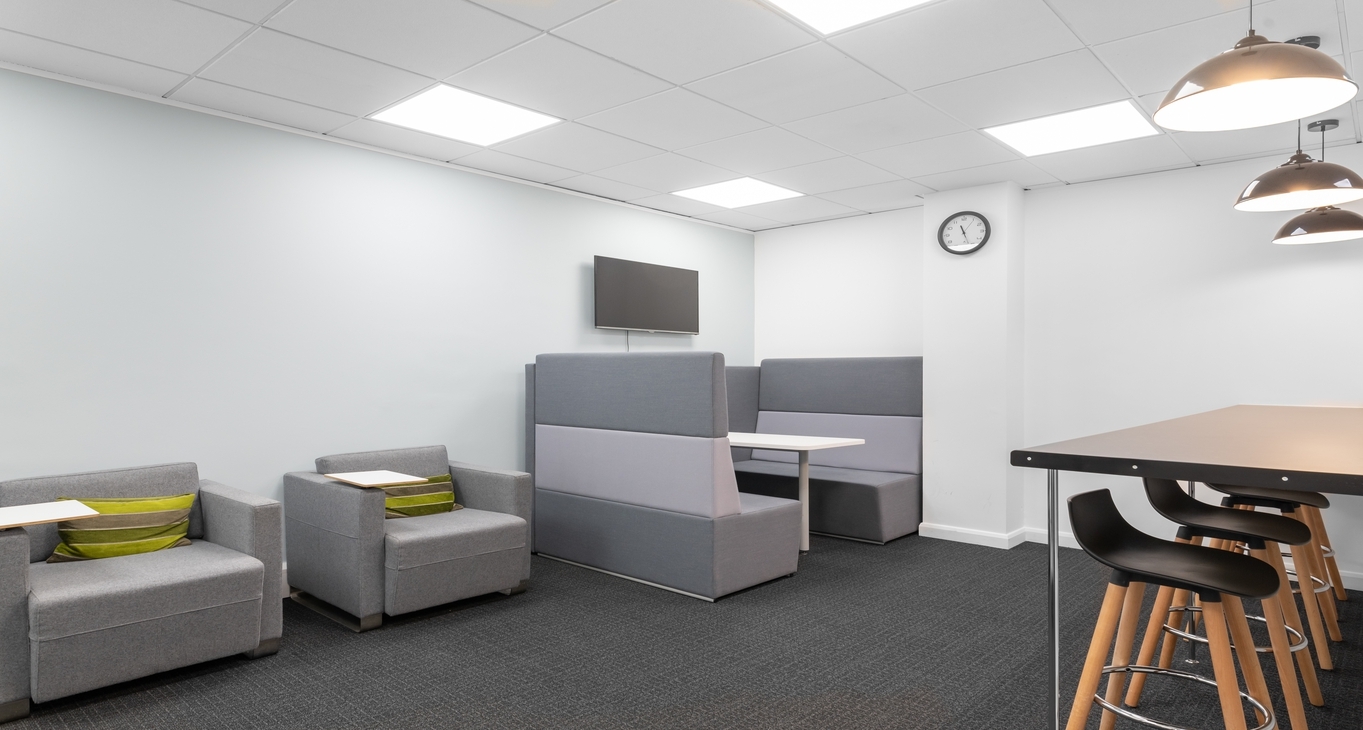 Rent office Cloth Market — photo 1
