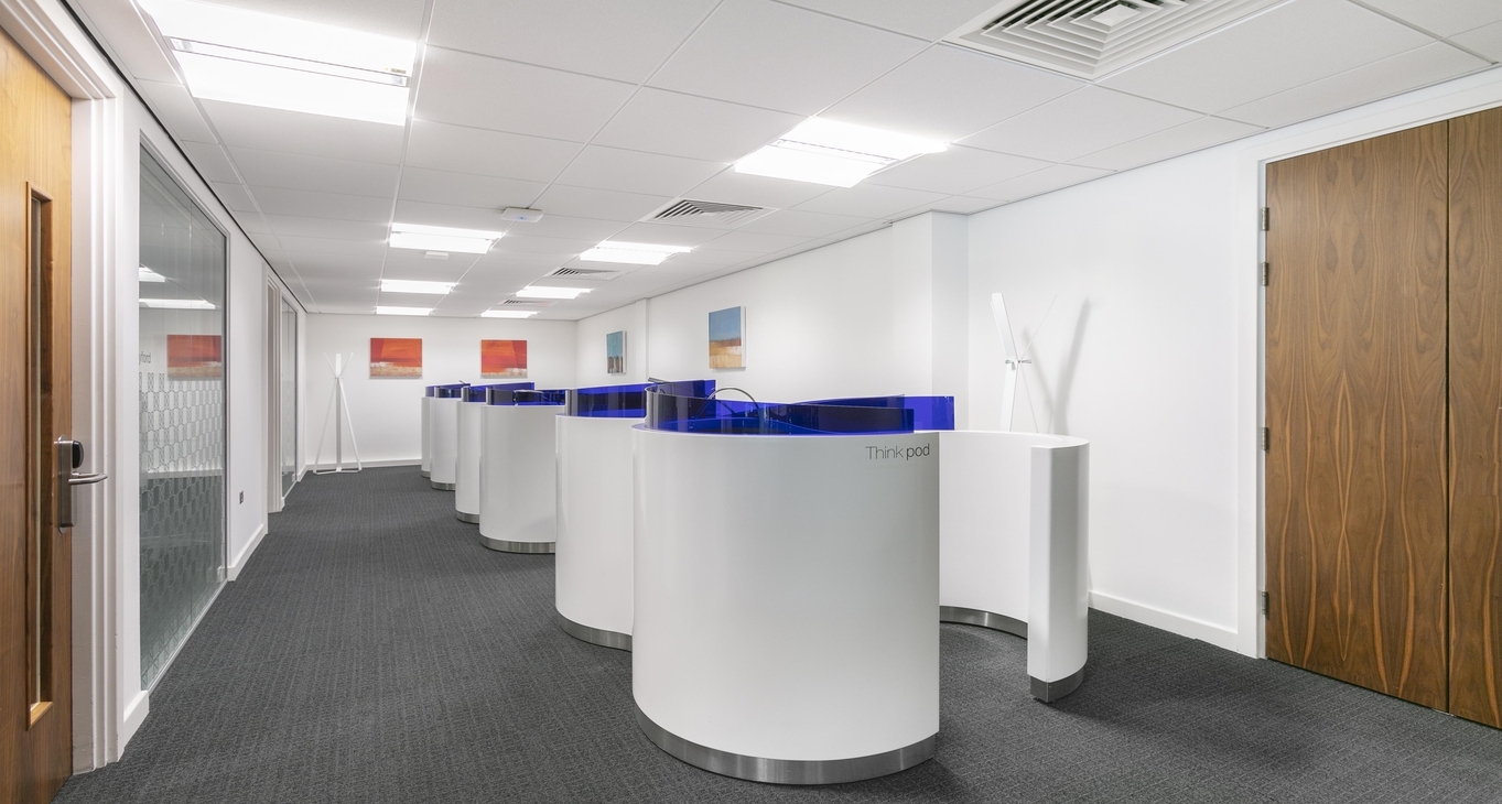 Pusat perniagaan Cobham Services_8-8 Sewa pejabat Cobham Services_8-8