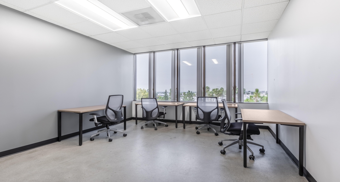 Commerce Corporate Center, 5800 Southeastern Avenue, Commerce, CA 90040 — office space for rent, photo 3