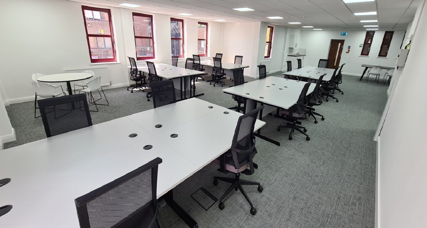 Rent office Cowbridge Road East 20 — photo 10