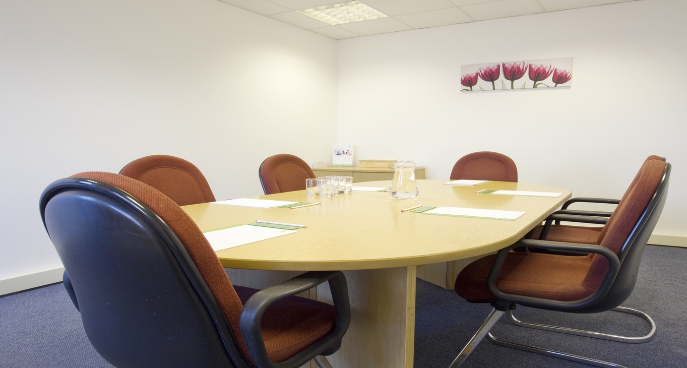 Sewa pejabat Cressex Enterprise Centre_4-4