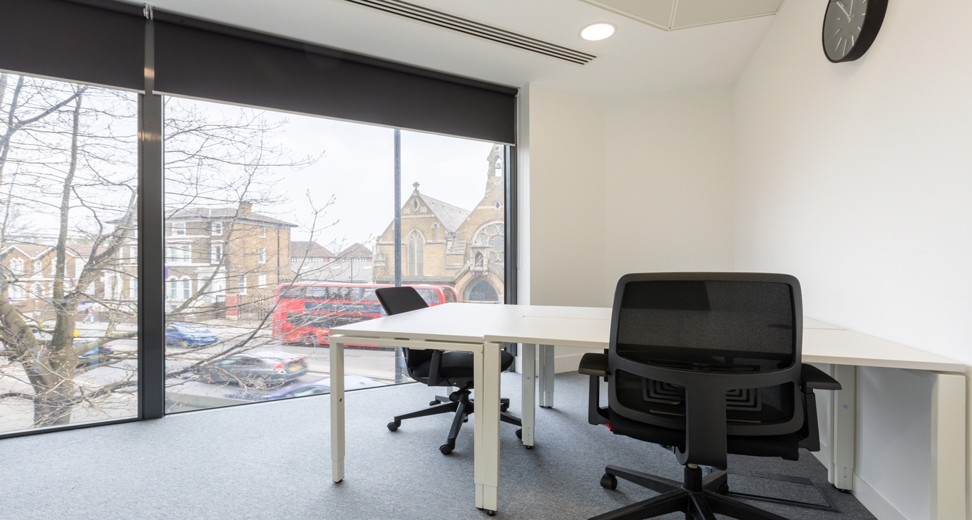 Sewa pejabat Croydon Interchange House_3-3