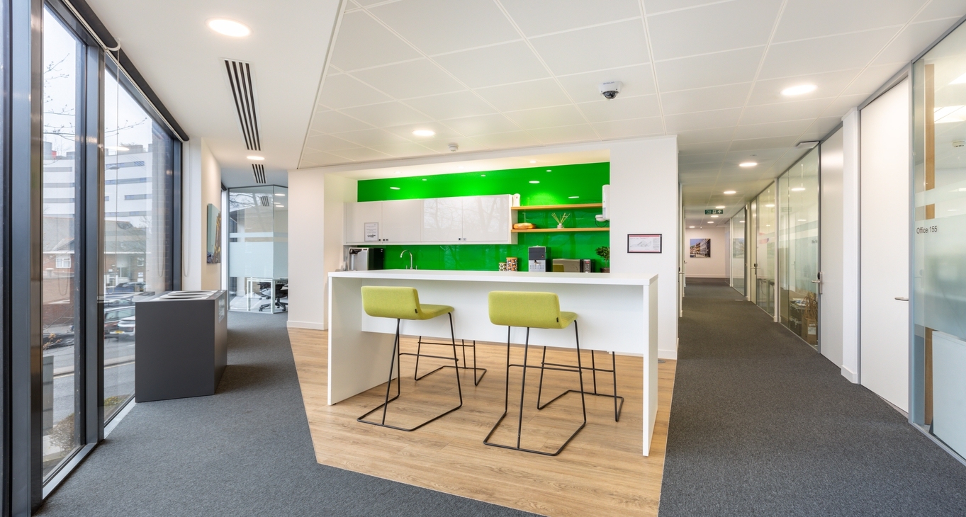 Sewa pejabat Croydon Interchange House_6-6