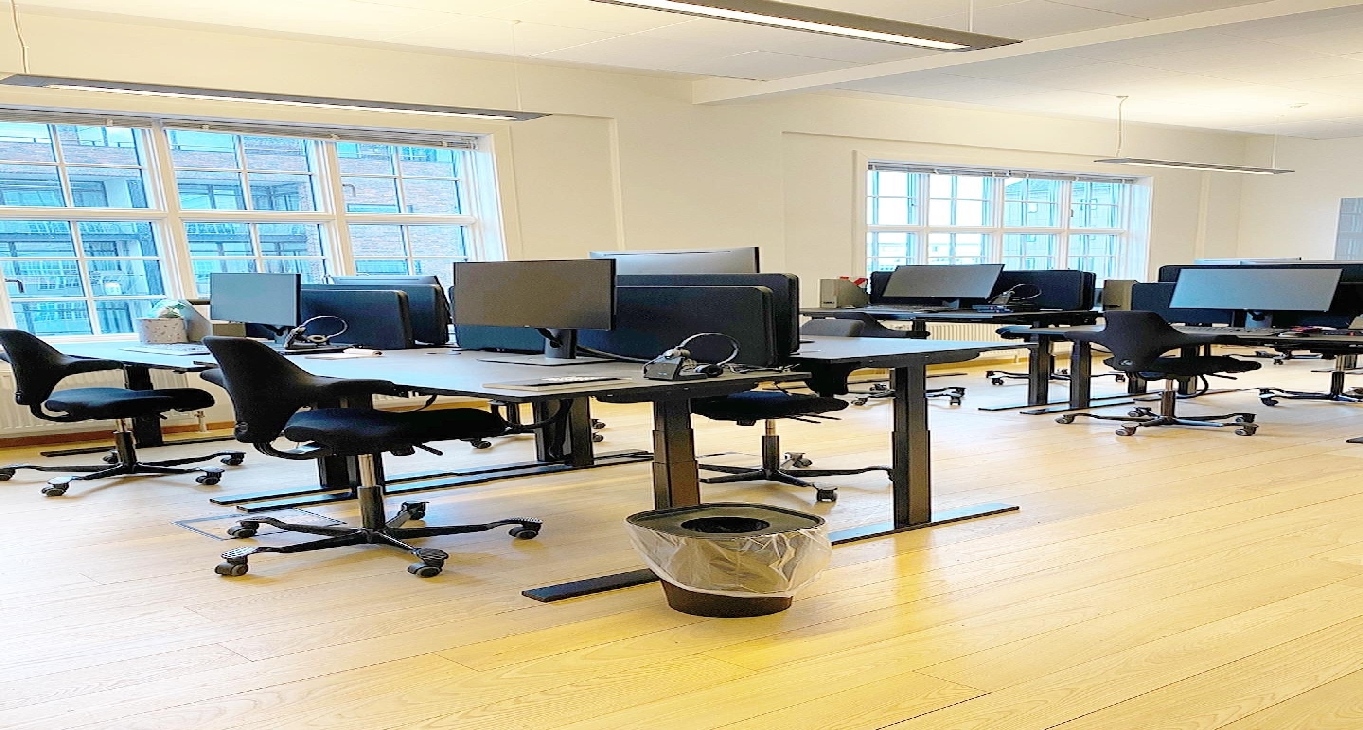 Rent office Dampfærgevej 27 — photo 1