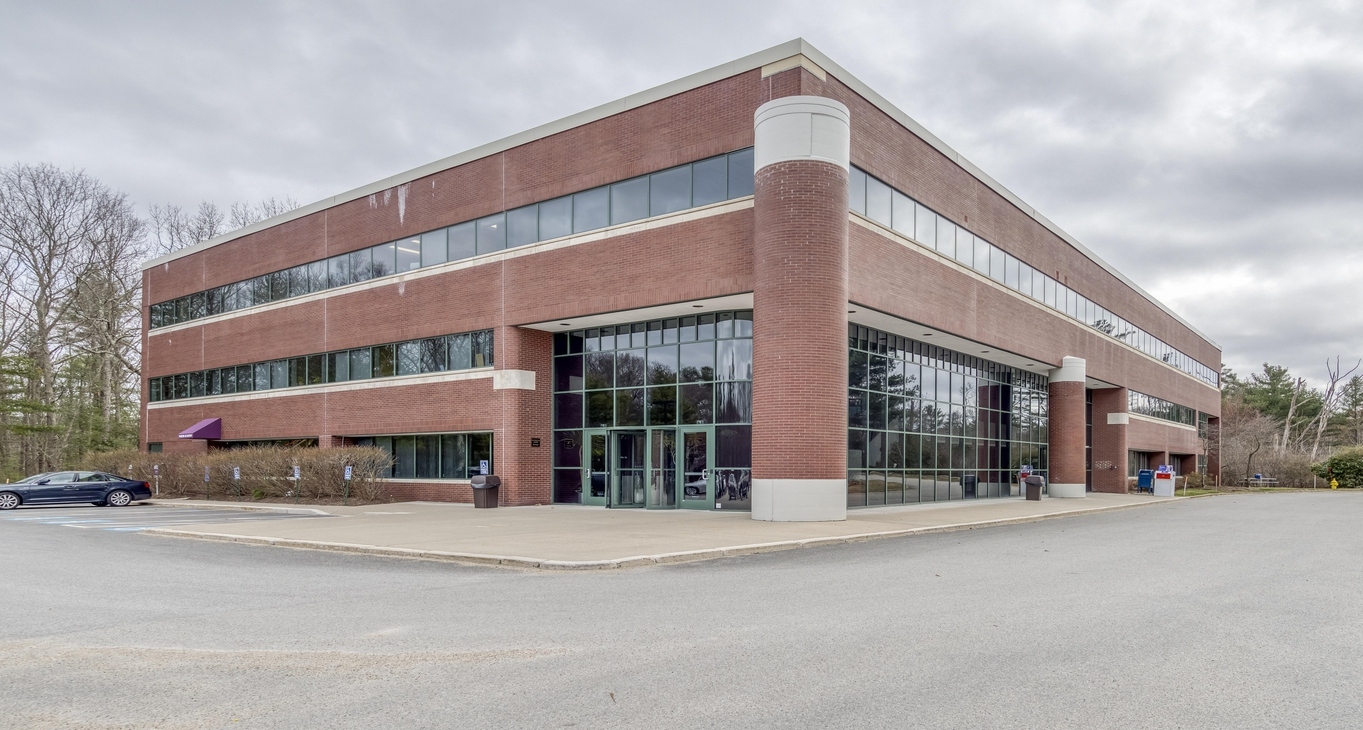 Business Center Derby Corporate Center_8-18 Rent office Derby Corporate Center_8-18
