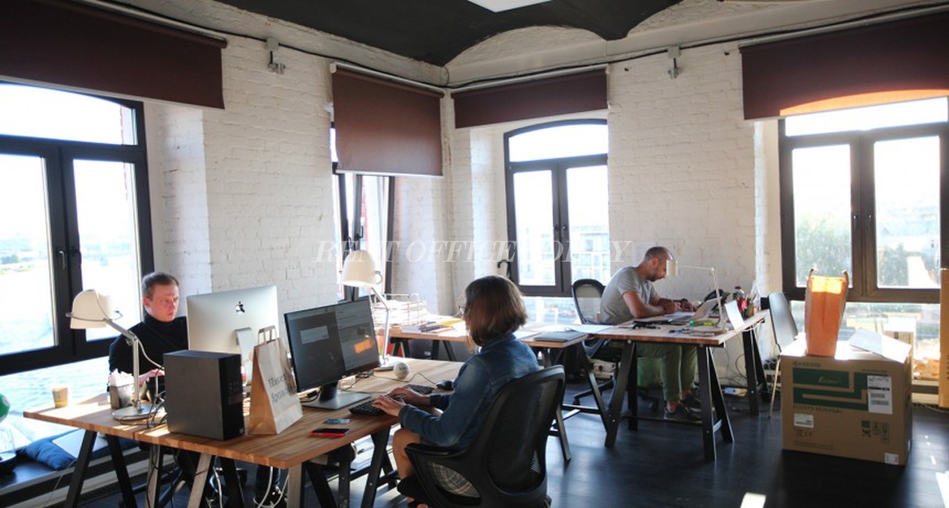Sewa pejabat Coworking Deworkacy Red October_9-1