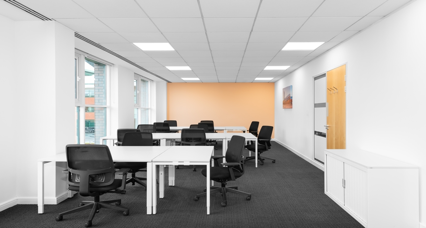 Rent office Didsbury — photo 1