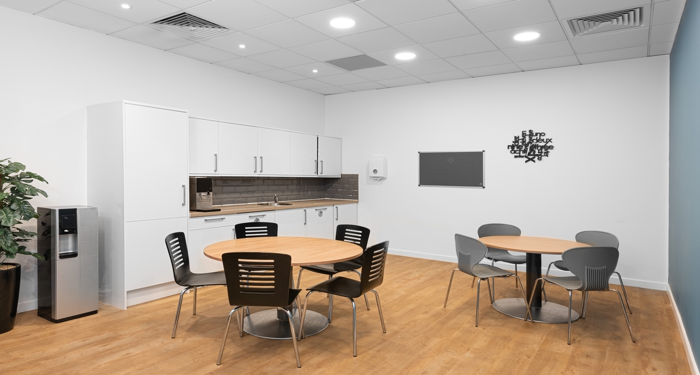 Rent office Didsbury — photo 4