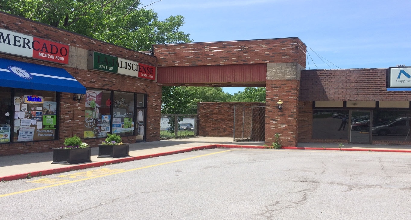 East Livingston Avenue 6527, East Livingston Avenue 6527, Columbus, OH 43068 — office space for rent, photo 3