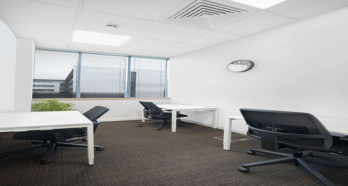 Rent office Eurocentral — photo 6