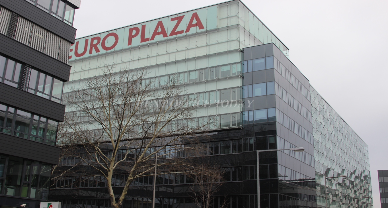 Rent office Evroplaza, Phase 5 — photo 4