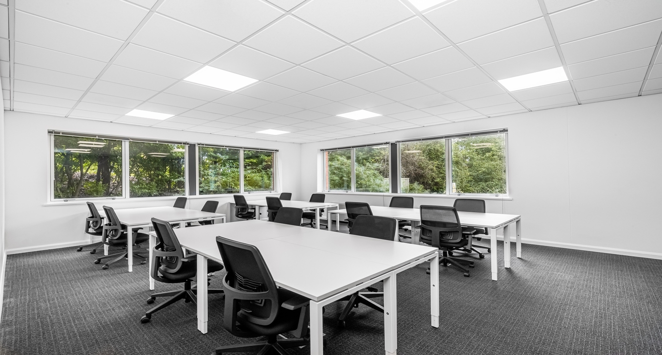 Sewa pejabat Exeter Business Park_6-6