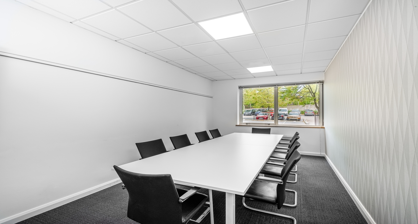 Sewa pejabat Exeter Business Park_7-7