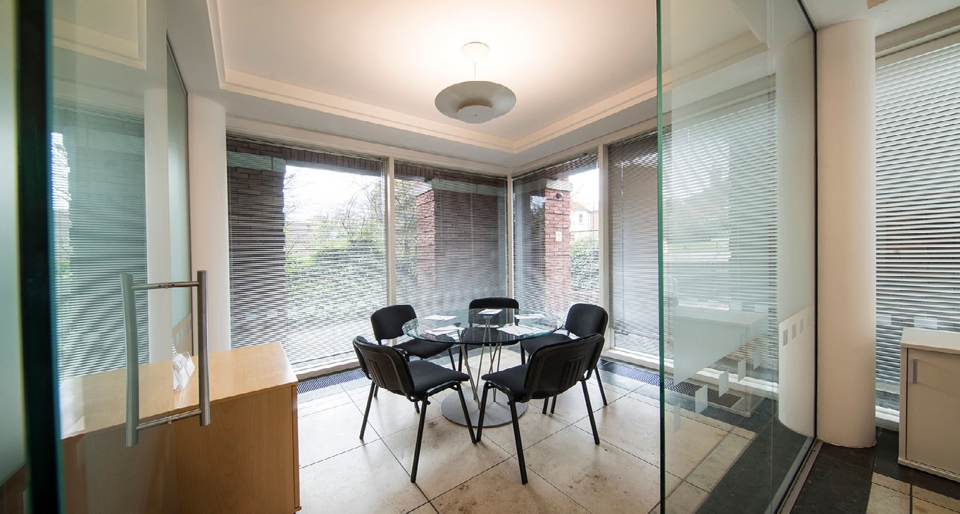 Rent office Farnham Road 1 — photo 9