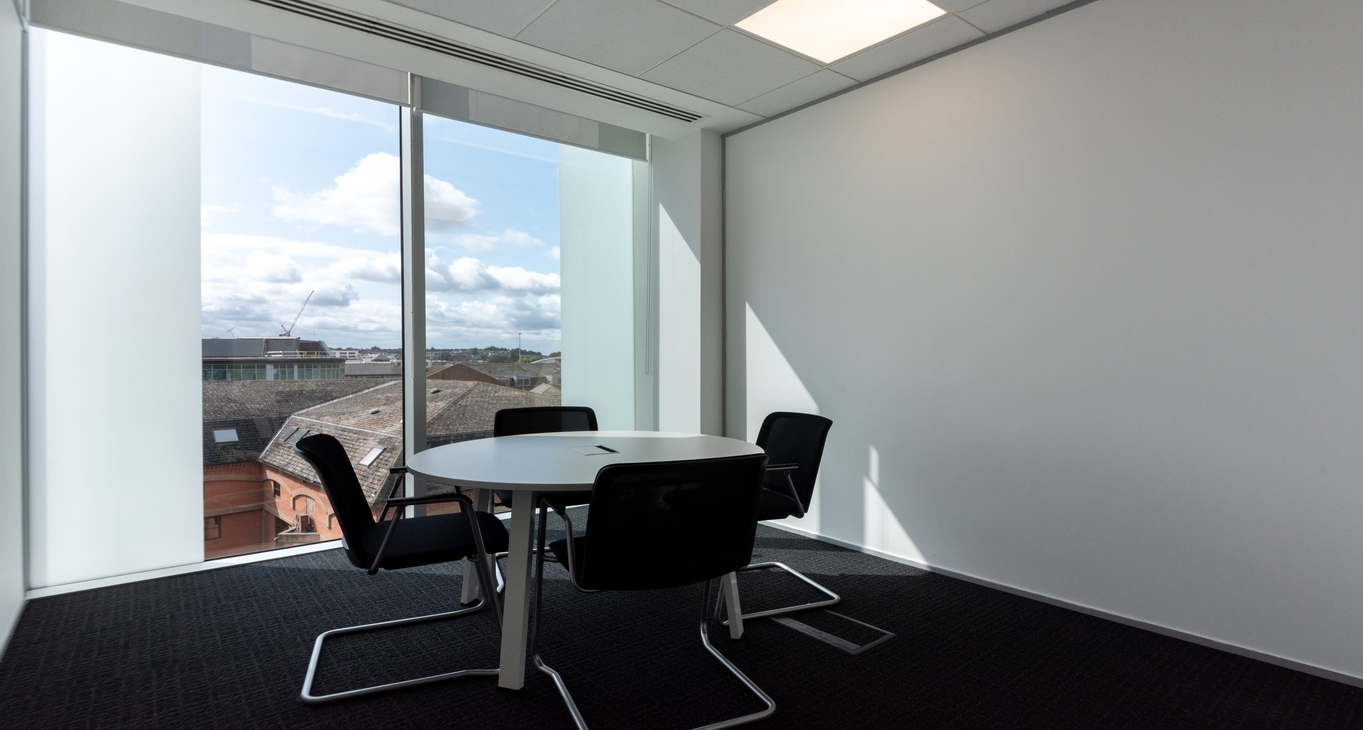 Rent office Forbury Square — photo 3