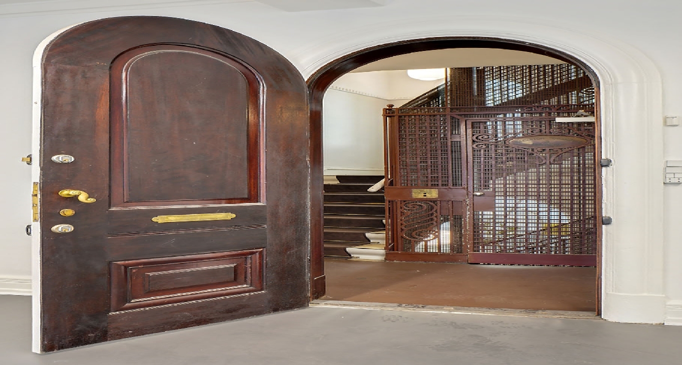 Rent office Frederiksberggade 1A — photo 2