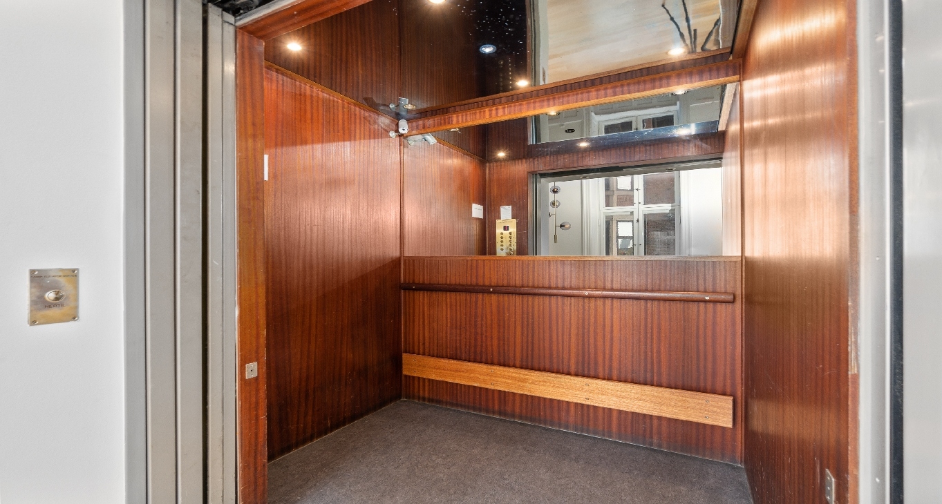 Rent office Frederiksholms Kanal 1 — photo 7