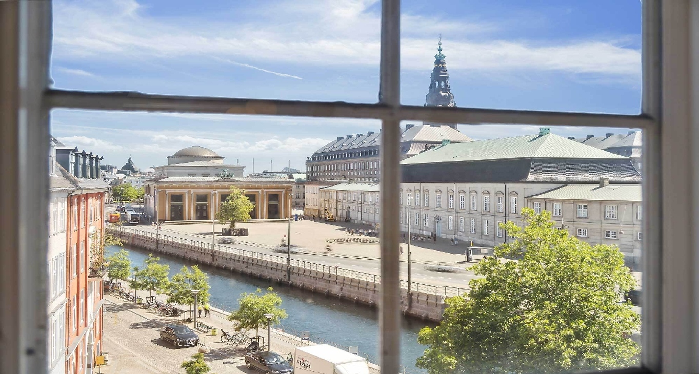 Rent office Frederiksholms Kanal 4 — photo 2