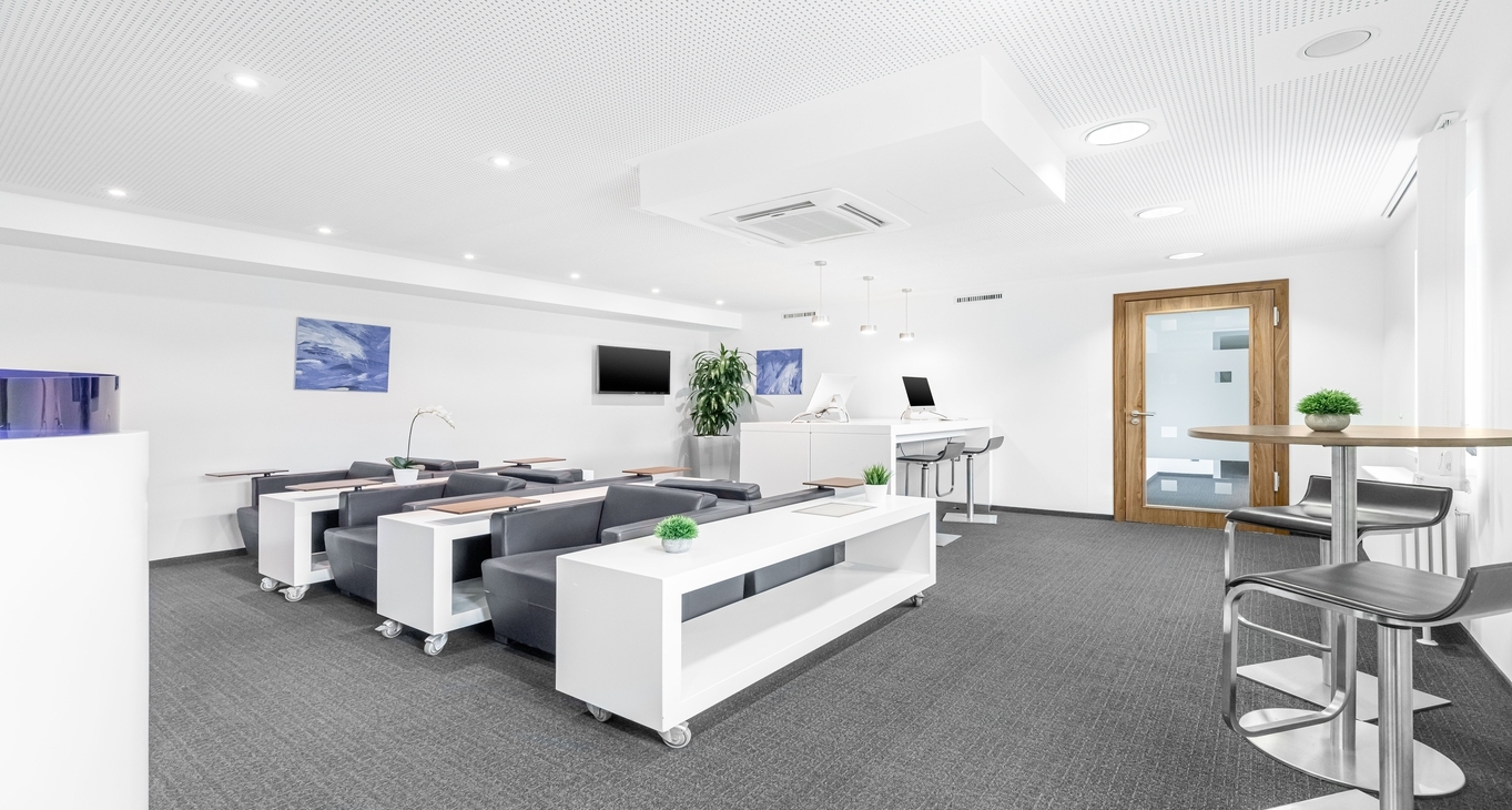 Rent office Fuenf Hoefe — photo 2